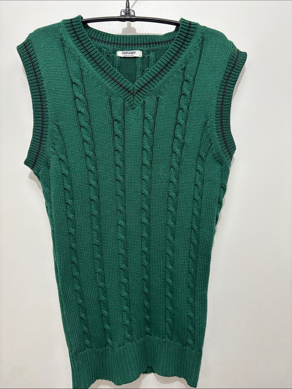 Sz S Men’s COOFANDY Green Cable-Knit V-Neck Sweater Vest